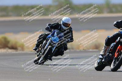 media/Oct-08-2022-SoCal Trackdays (Sat) [[1fc3beec89]]/Turn 14 (1050am)/